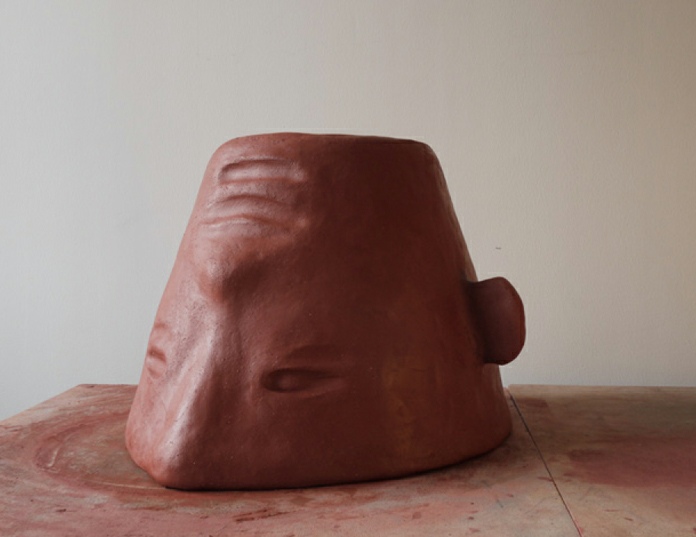 Christelle Familiari, Vue d’atelier, Peaux, 2019 © ADAGP, Paris 2019