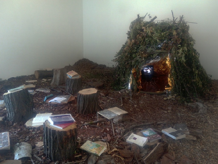 Vue de l’exposition Forêt Thérapie à La Traverse, Alfortville, World Brain 2015