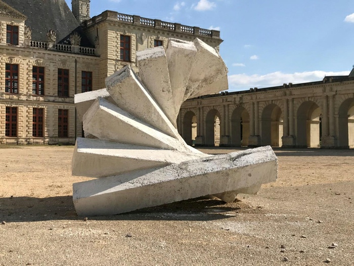 Nicolas Daubanes, Sabotage 9, béton, fer, sucre, 2020, photo Charly Muller